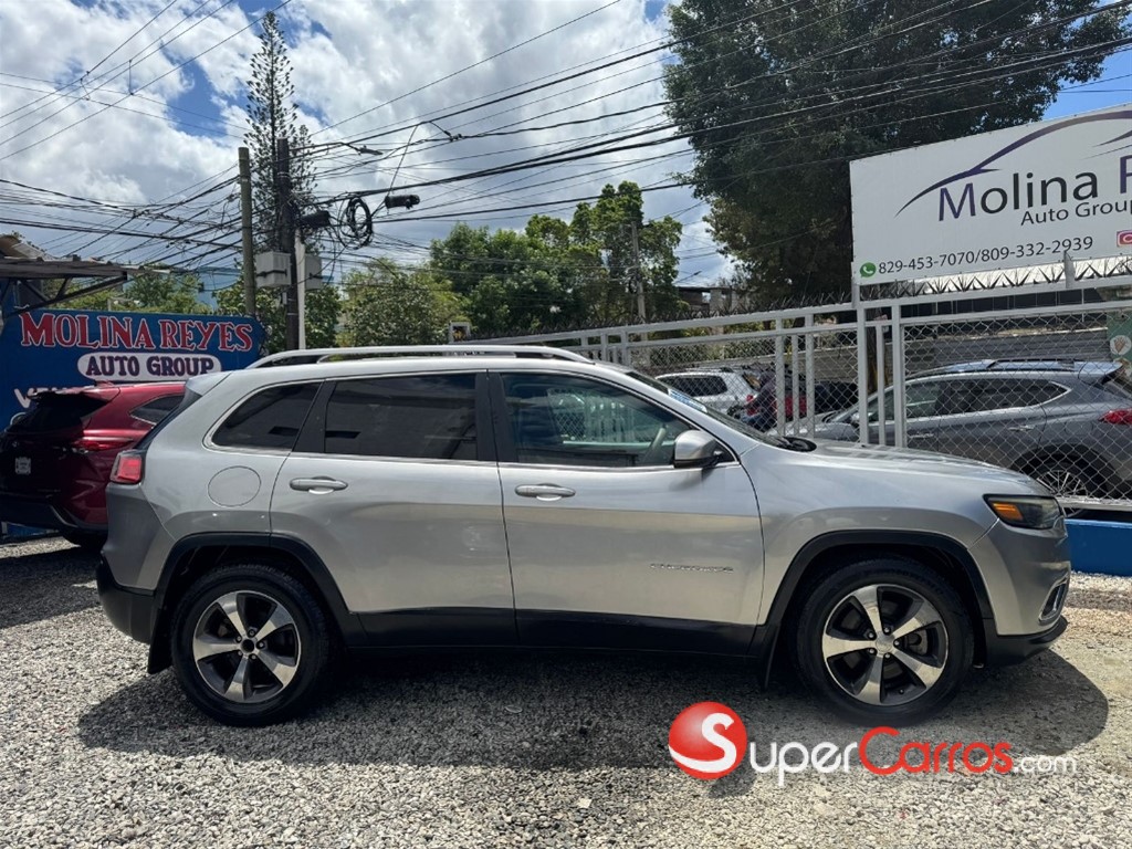 2019 Jeep Cherokee Limited — foto 7 / 12