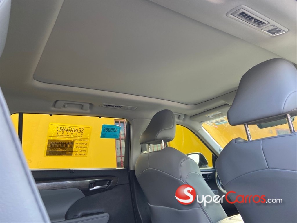 2020 Toyota Highlander Platinum — foto 8 / 8
