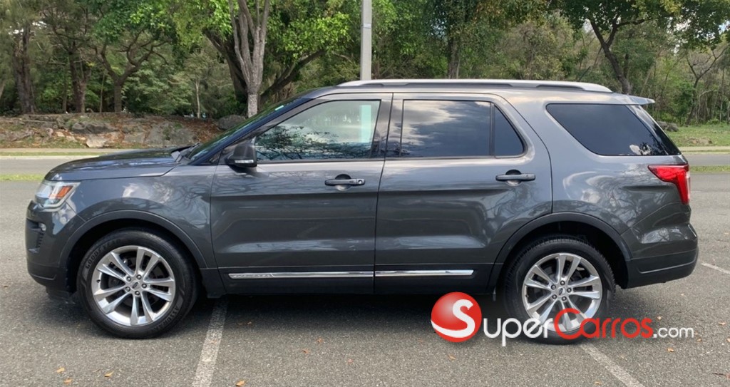 2019 Ford Explorer XLT 4WD — foto 2 / 12