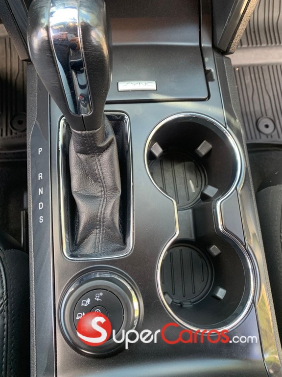 2019 Ford Explorer XLT 4WD — foto 12 / 12