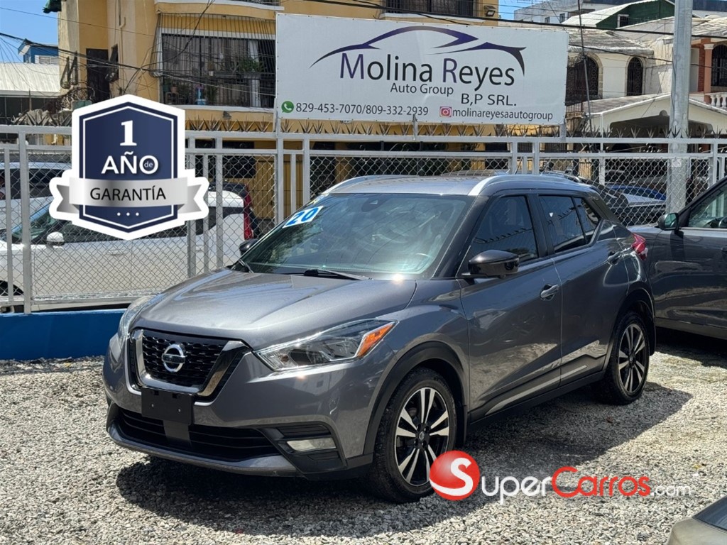 2020 Nissan Kicks SR