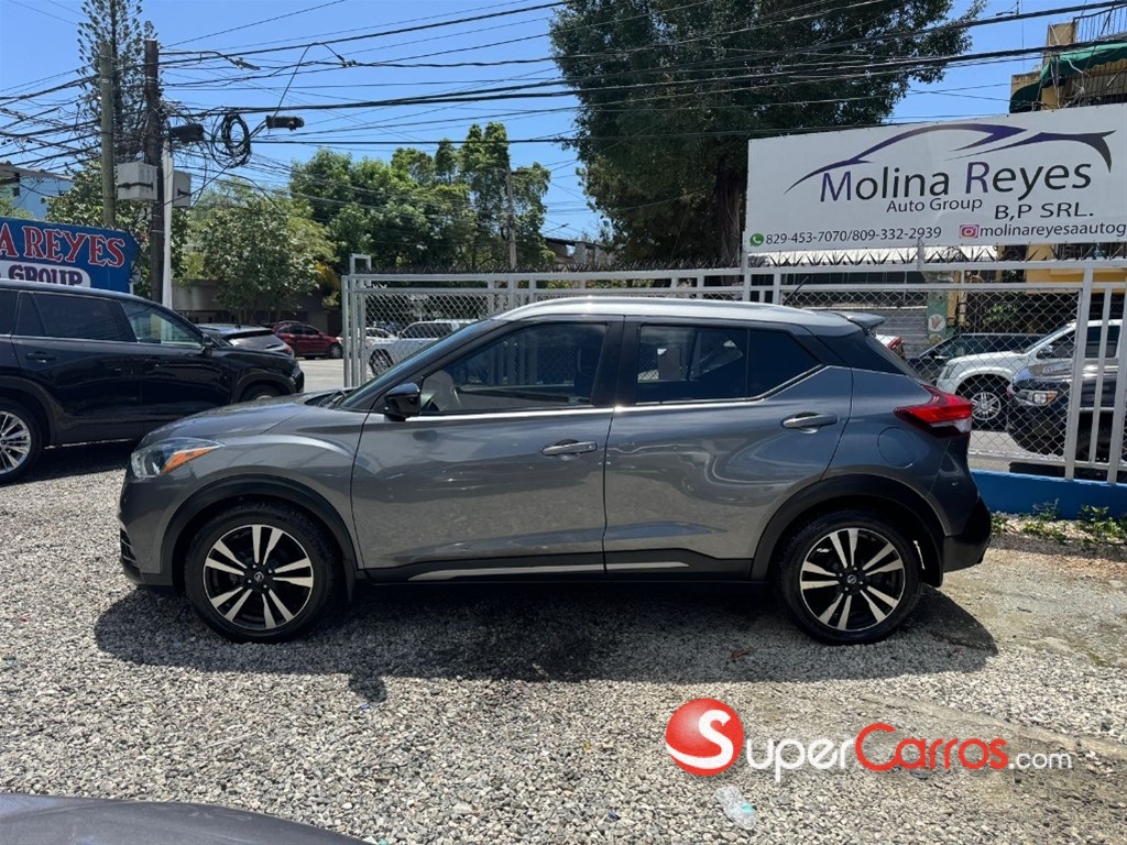 2020 Nissan Kicks SR — foto 7 / 12