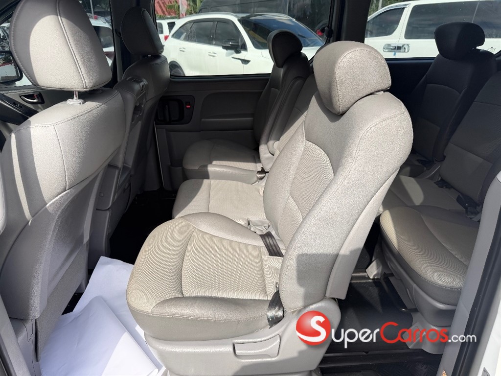 2020 Hyundai Grand Starex — foto 8 / 11