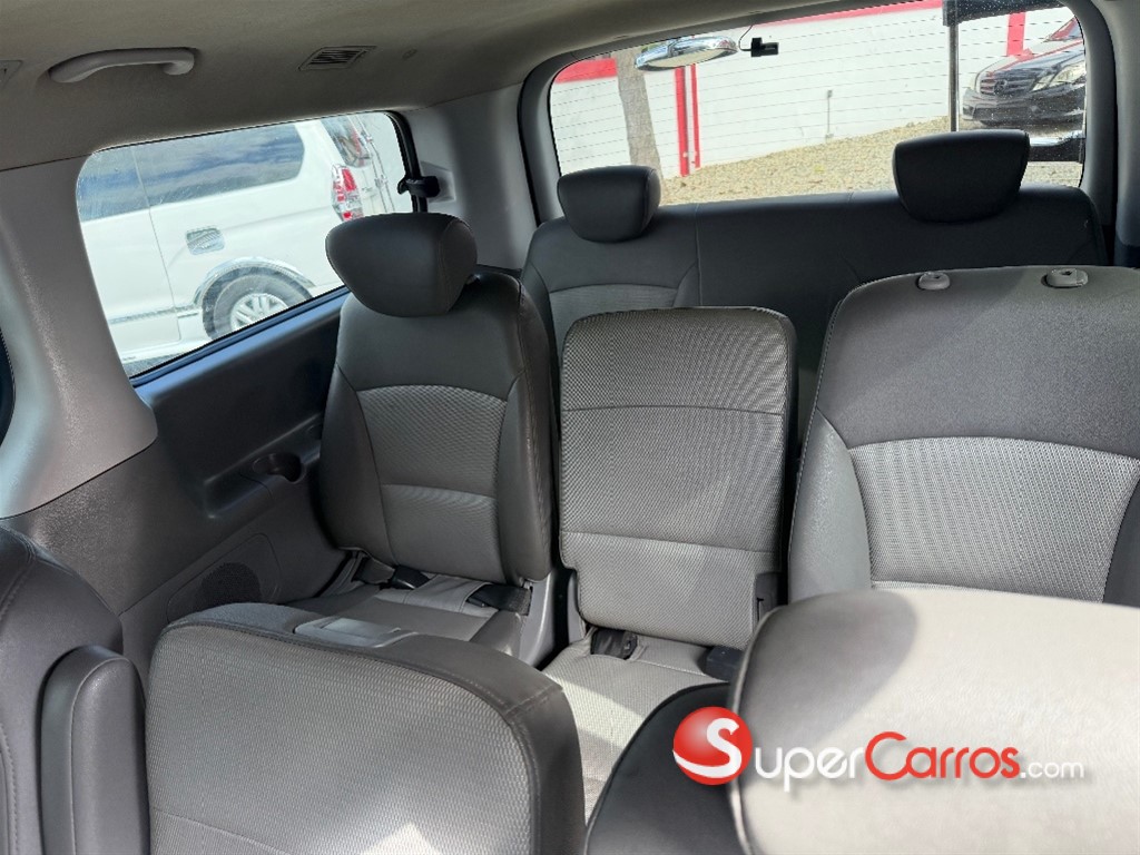 2020 Hyundai Grand Starex — foto 9 / 11