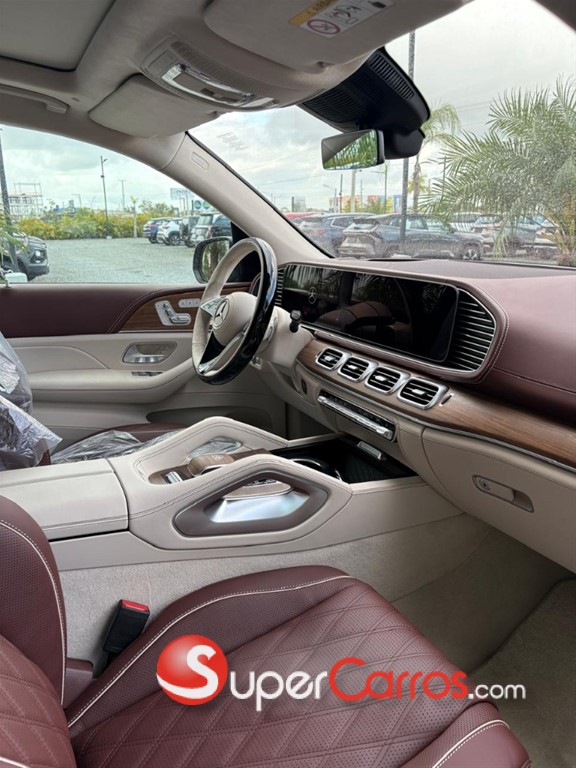 2026 Mercedes-Benz Clase GLS 600 Maybach — foto 2 / 7