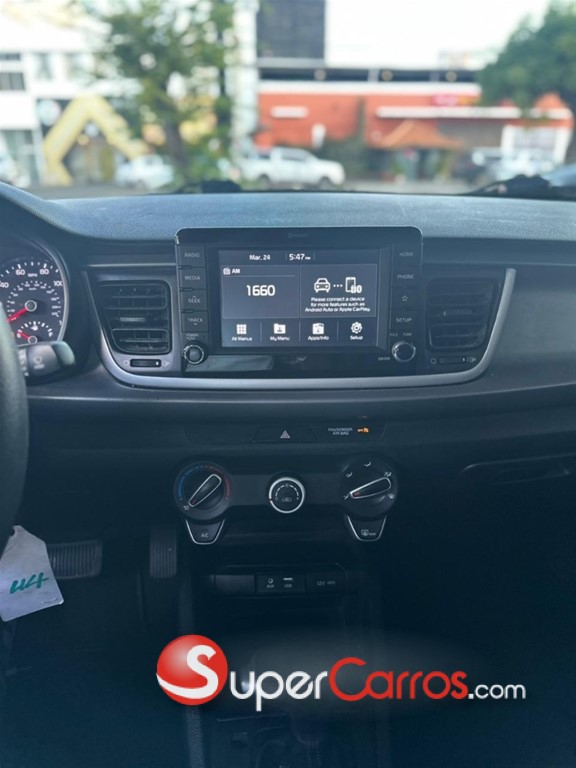 2020 Kia Rio S — foto 11 / 12