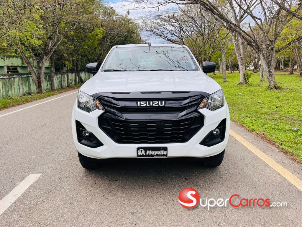2027 Isuzu DMAX — foto 2 / 12
