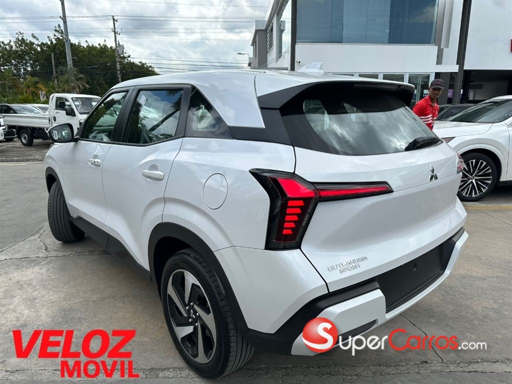 2026 Mitsubishi Motors Outlander Sport — foto 2 / 7