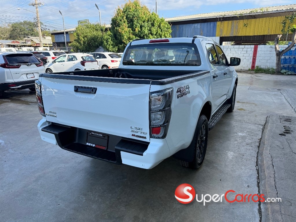 2027 Isuzu DMAX LSE — foto 4 / 12