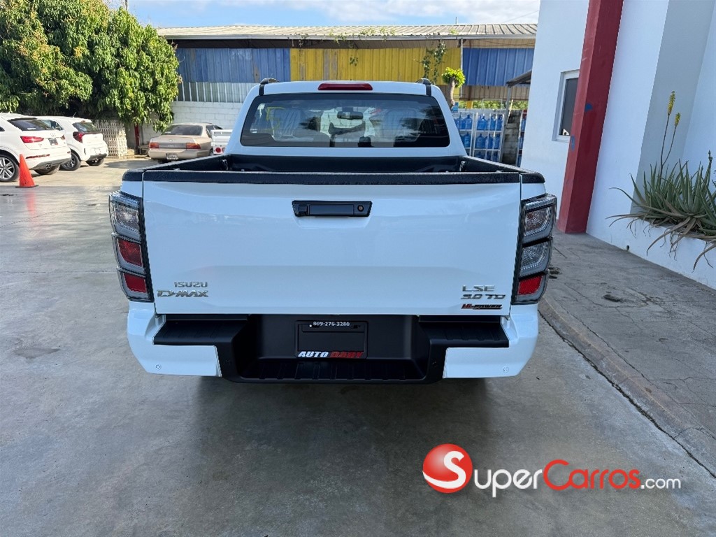 2027 Isuzu DMAX LSE — foto 5 / 12