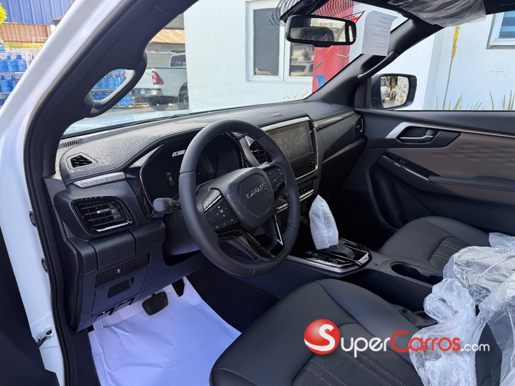 2027 Isuzu DMAX LSE — foto 7 / 12
