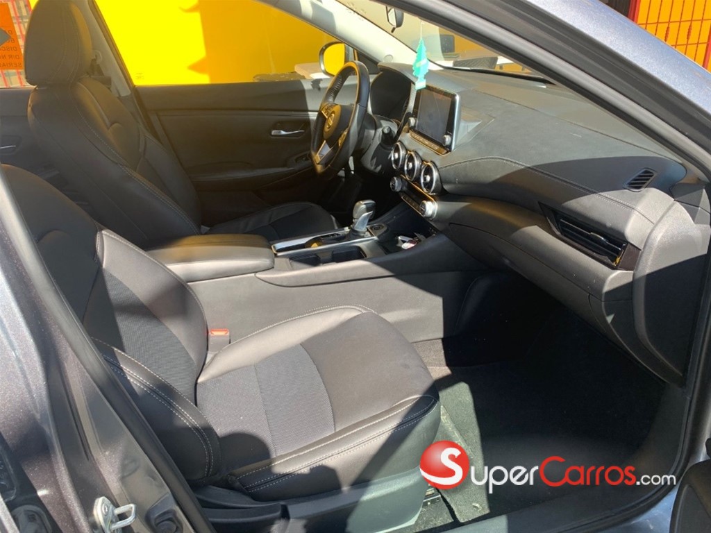 2020 Nissan Sentra SV — foto 6 / 7