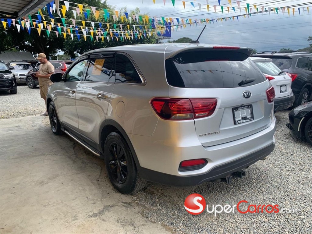 2020 Kia Sorento EX — foto 3 / 8