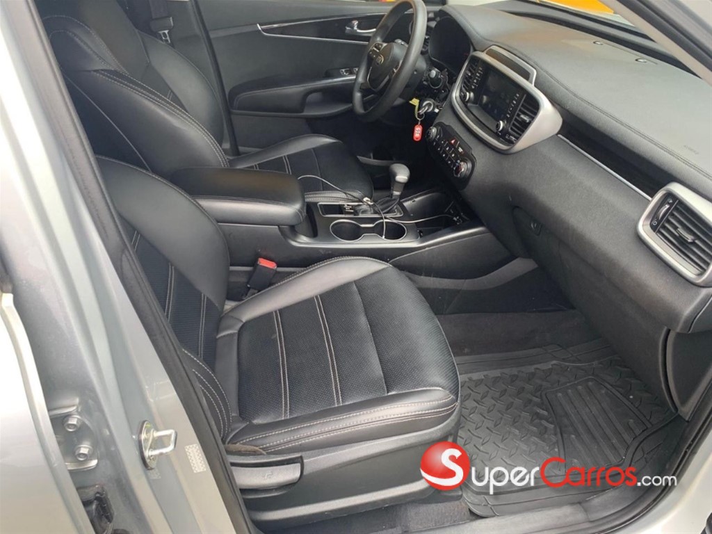 2020 Kia Sorento EX — foto 6 / 8
