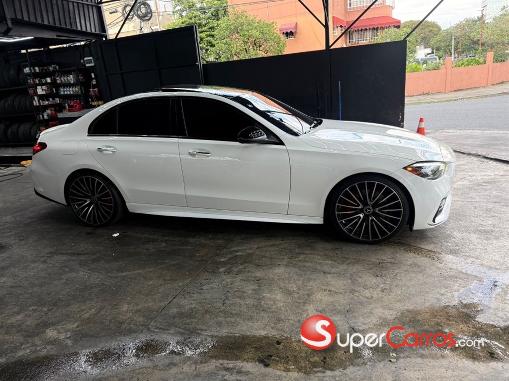 2022 Mercedes-Benz Clase C 300 AMG — foto 6 / 9