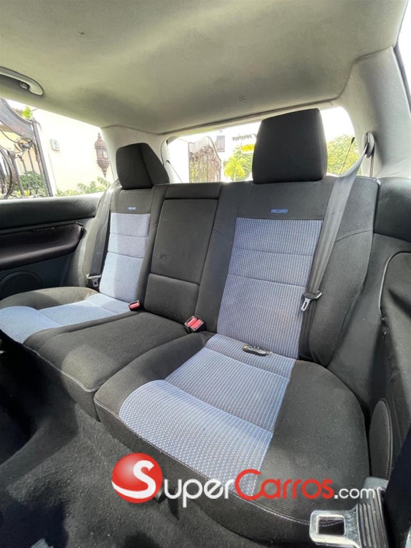 2001 Volkswagen Golf GTI — foto 7 / 12
