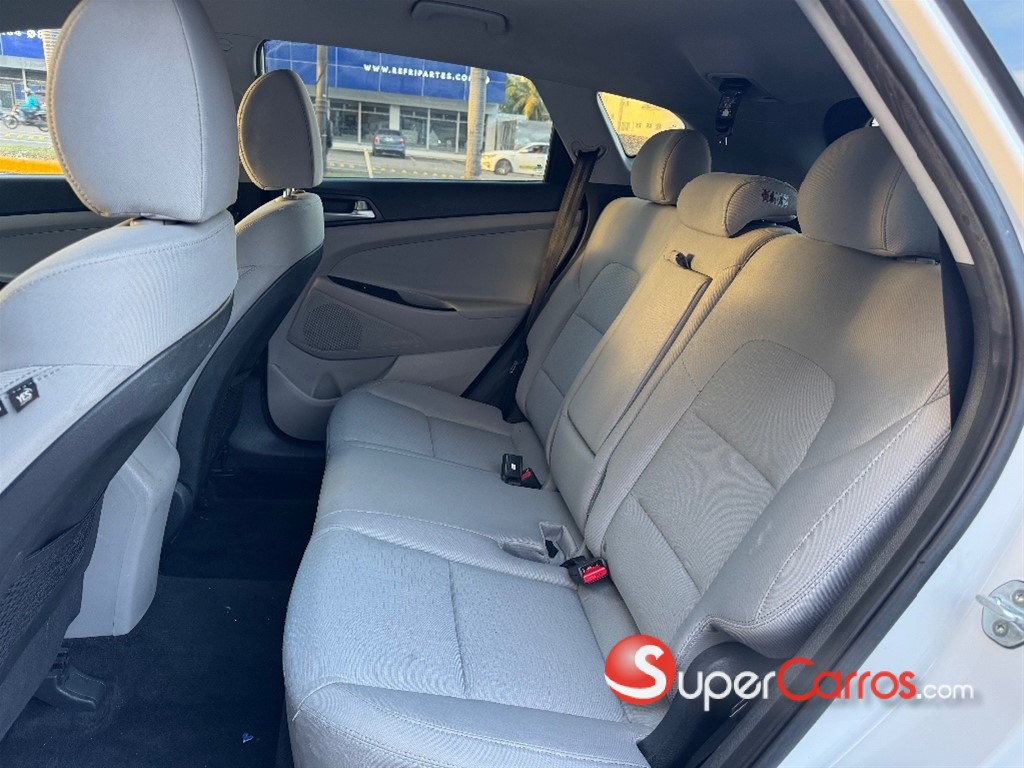 2020 Hyundai Tucson — foto 6 / 10