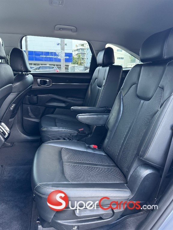 2021 Kia Sorento EX — foto 7 / 12