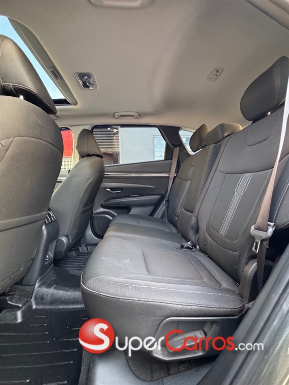 2022 Hyundai Tucson SEL Plus — foto 7 / 12