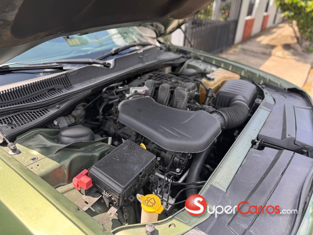 2019 Dodge Challenger SXT — foto 11 / 12