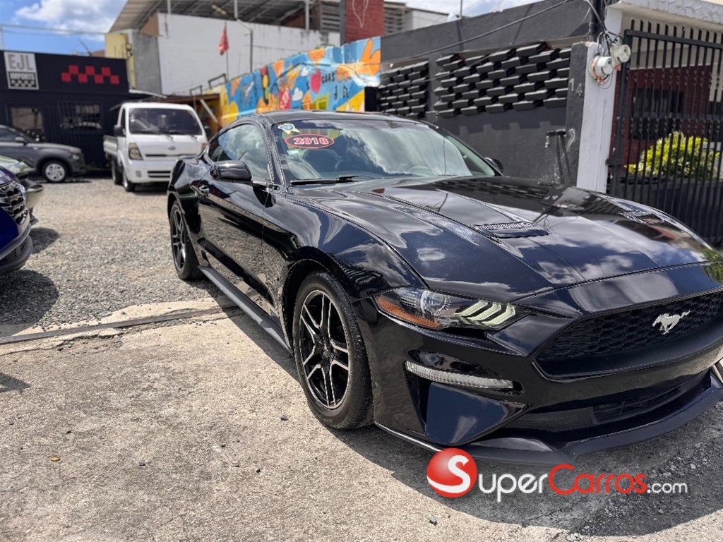 2018 Ford Mustang Ecoboost Premium — foto 3 / 12