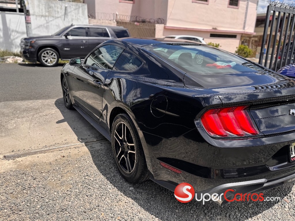 2018 Ford Mustang Ecoboost Premium — foto 5 / 12