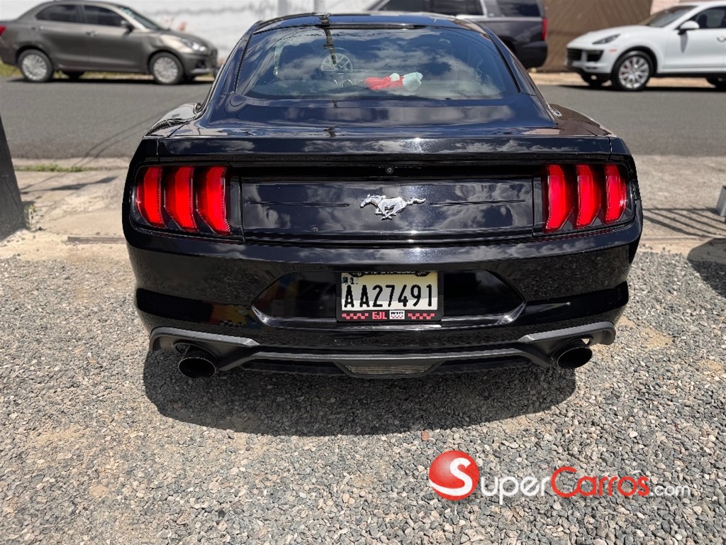 2018 Ford Mustang Ecoboost Premium — foto 6 / 12