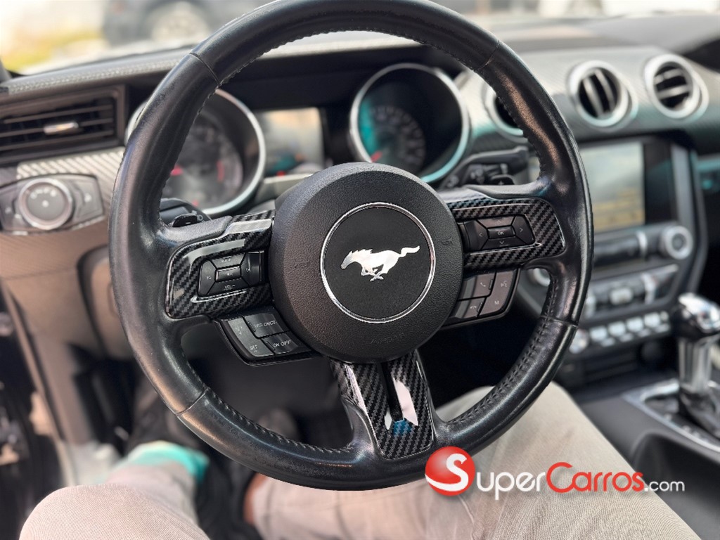 2018 Ford Mustang Ecoboost Premium — foto 11 / 12
