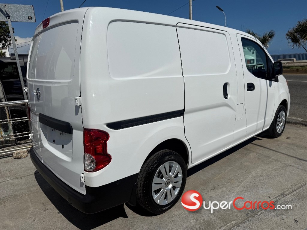 2021 Nissan NV 200 — foto 4 / 12