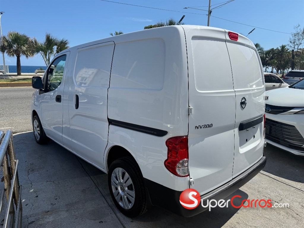 2021 Nissan NV 200 — foto 6 / 12
