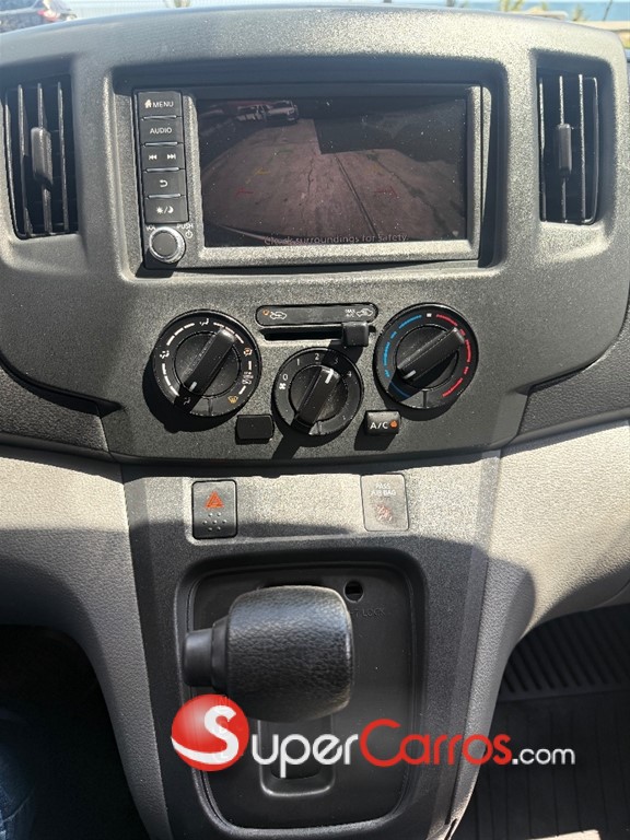 2021 Nissan NV 200 — foto 12 / 12