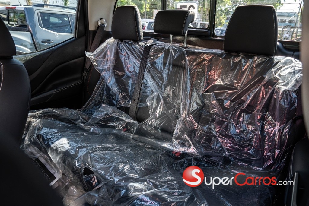 2026 Nissan Navara PRO X4 — foto 8 / 12
