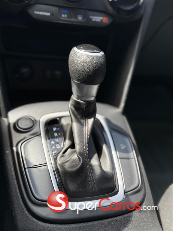 2020 Hyundai KONA — foto 5 / 9