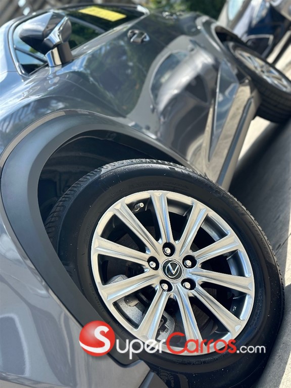 2021 Lexus NX 300 — foto 2 / 12