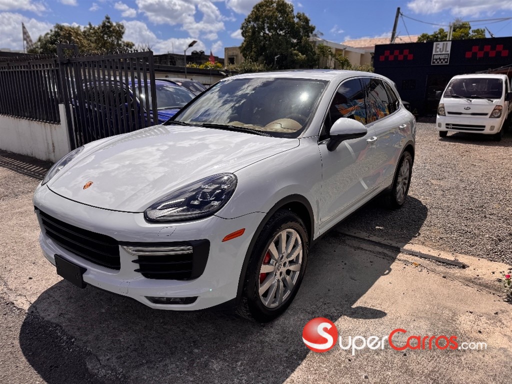 2015 Porsche Cayenne Turbo S