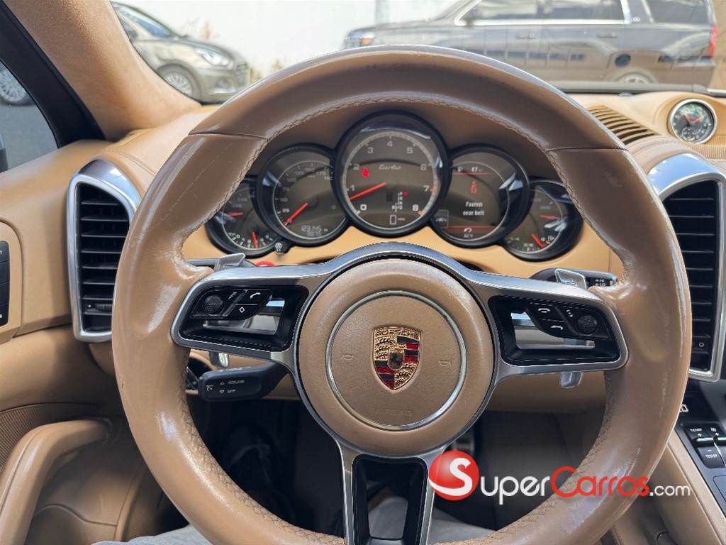 2015 Porsche Cayenne Turbo S — foto 12 / 12