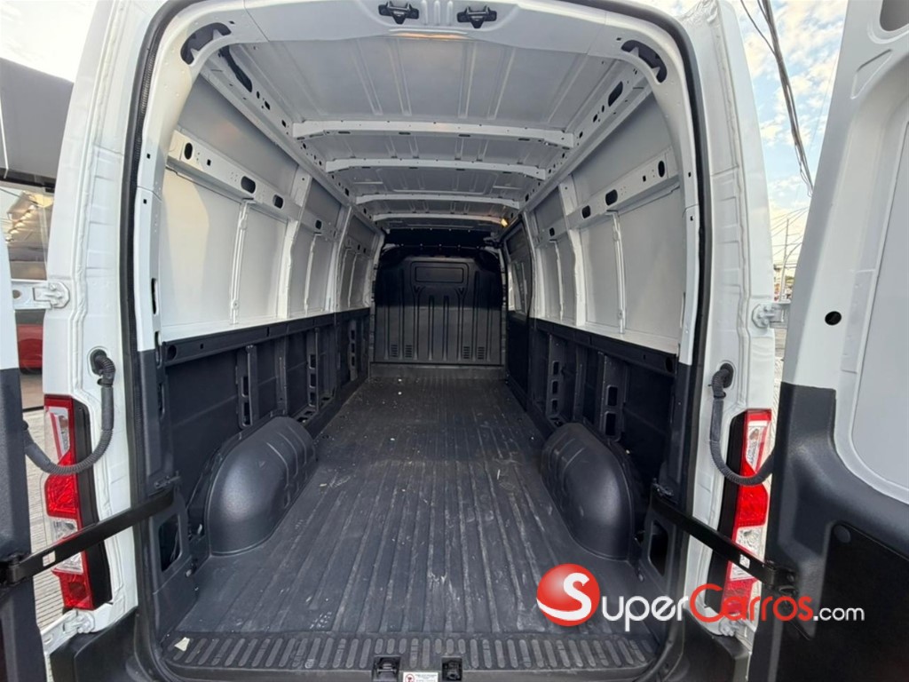 2025 Renault Master Carga — foto 10 / 10