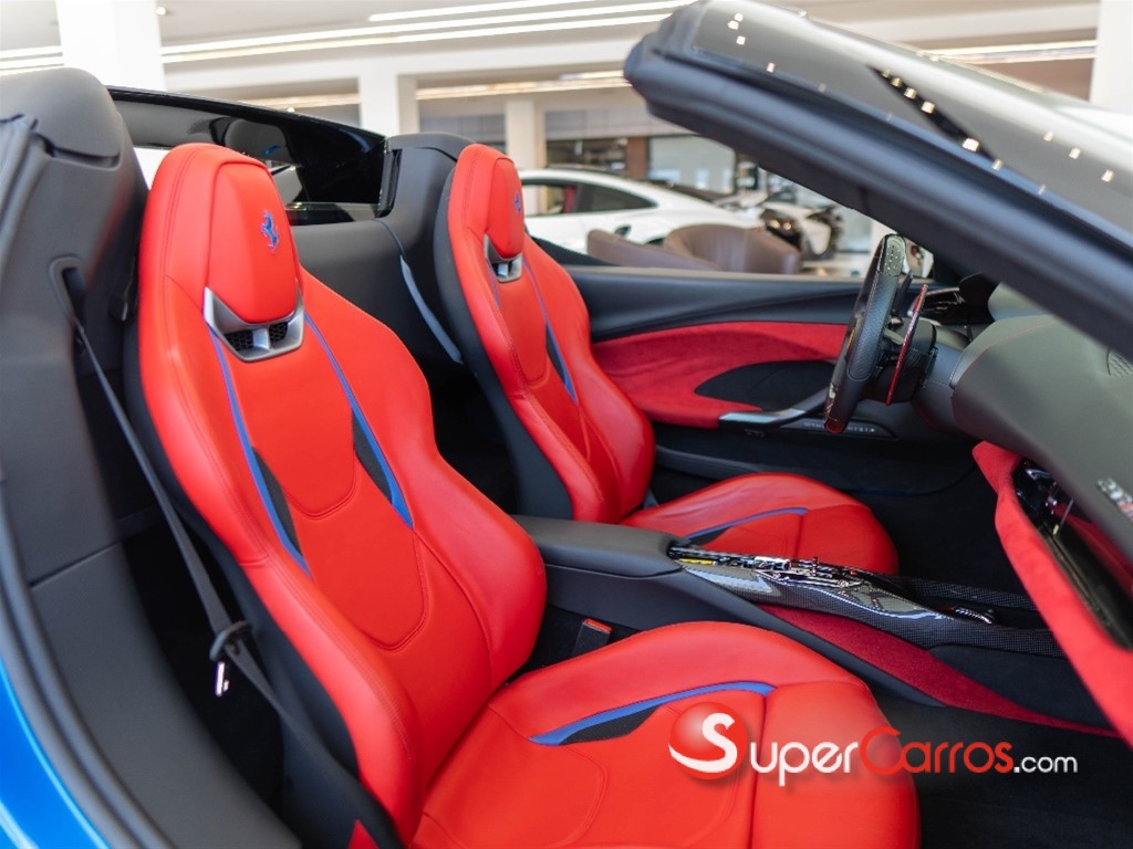 2024 Ferrari 296 GTS — foto 3 / 11
