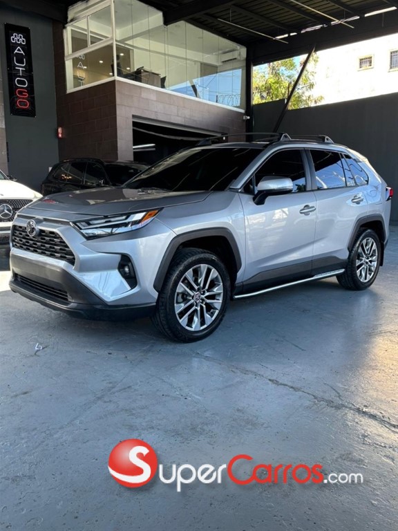 2023 Toyota RAV4 XLE Premium