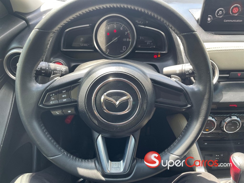 2020 Mazda Mazda2 — foto 9 / 11