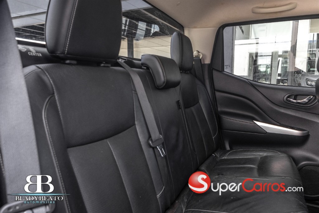 2019 Nissan Frontier LE — foto 8 / 12