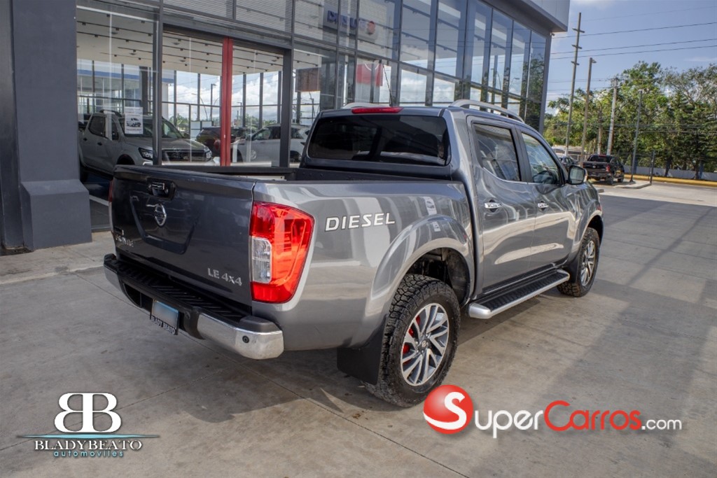 2019 Nissan Frontier LE — foto 11 / 12