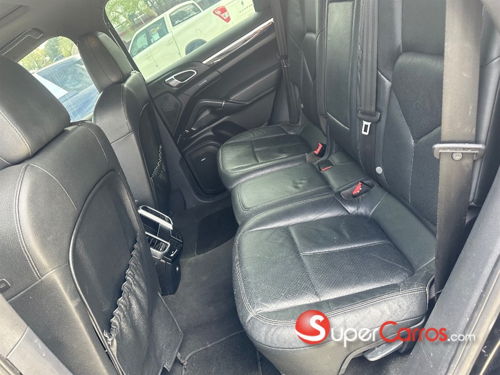 2011 Porsche Cayenne — foto 8 / 9