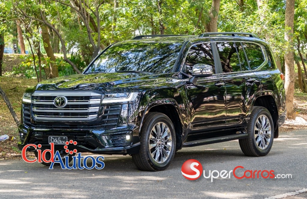 2025 Toyota Land Cruiser VXR — foto 2 / 12