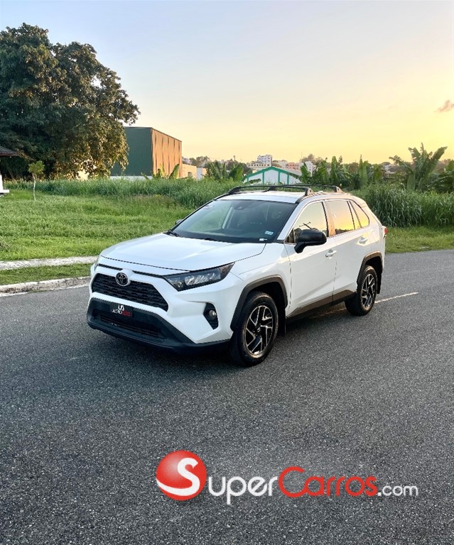 2019 Toyota RAV4 LE