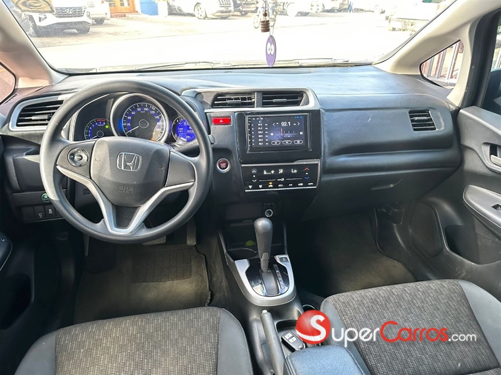 2016 Honda Fit — foto 8 / 11