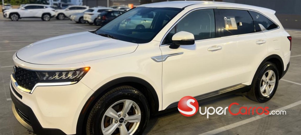 2021 Kia Sorento LX — foto 2 / 10