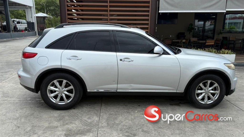 2007 Infiniti F35 — foto 8 / 11