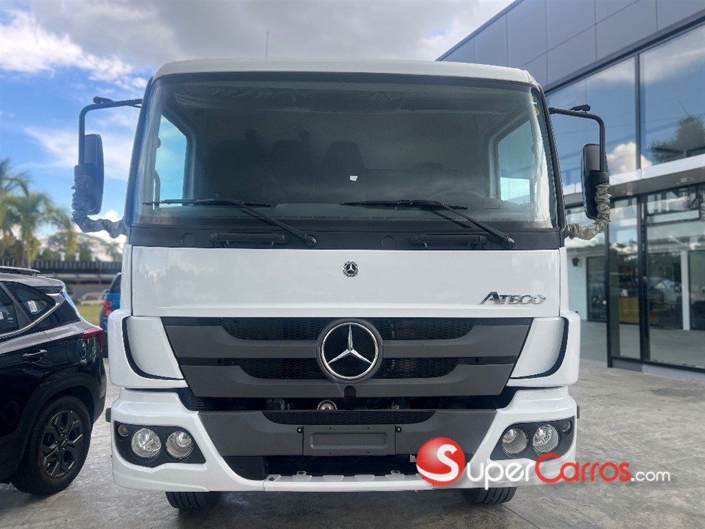 2024 Mercedes-Benz Atego 1725 — foto 2 / 11