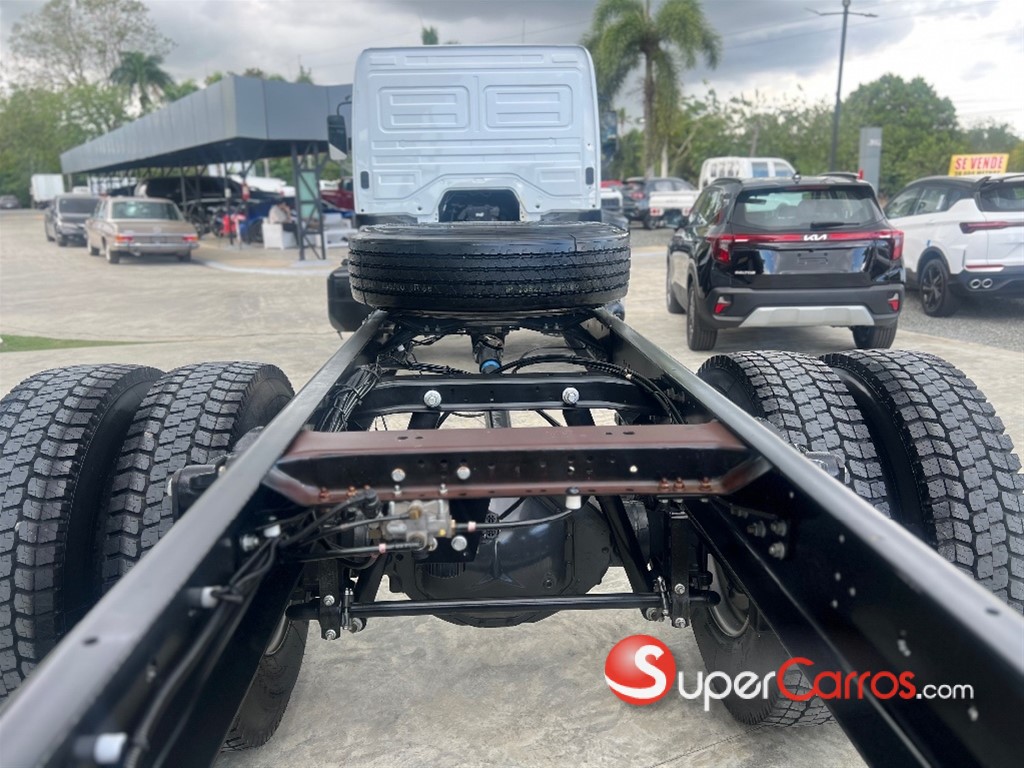 2024 Mercedes-Benz Atego 1725 — foto 7 / 11